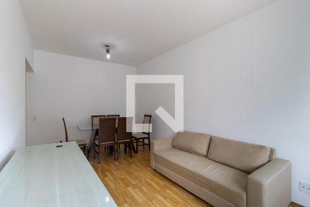 Sala de apartamento para alugar com 1 quarto, 55m² em Centro, Campinas