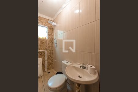 Casa à venda com 120m², 2 quartos e 4 vagasBanheiro da Suíte 2