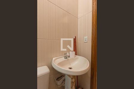 Casa à venda com 120m², 2 quartos e 4 vagasBanheiro da Suíte 2