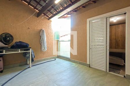 Casa à venda com 120m², 2 quartos e 4 vagasVaranda da Suíte 1