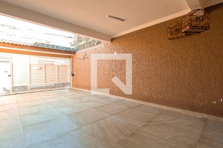 Casa à venda com 120m², 2 quartos e 4 vagasGaragem