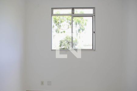 Quarto 2 de apartamento para alugar com 2 quartos, 43m² em São João Batista (venda Nova), Belo Horizonte