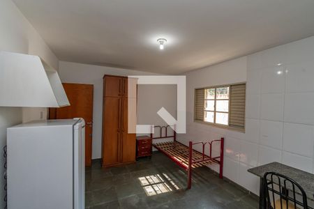 Sala/Quarto de kitnet/studio para alugar com 1 quarto, 32m² em Cidade Universitária, Campinas