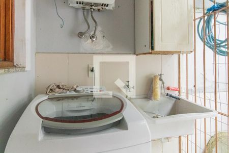 Casa à venda com 110m², 4 quartos e 1 vagaCozinha e Área de Serviço
