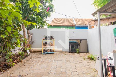 Casa à venda com 110m², 4 quartos e 1 vagaQuintal