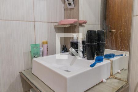Casa à venda com 110m², 4 quartos e 1 vagaBanheiro Corredor