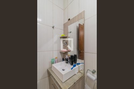 Casa à venda com 110m², 4 quartos e 1 vagaBanheiro Corredor