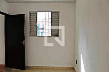 Quarto 1 de casa para alugar com 1 quarto, 40m² em Vila Taquari, São Paulo