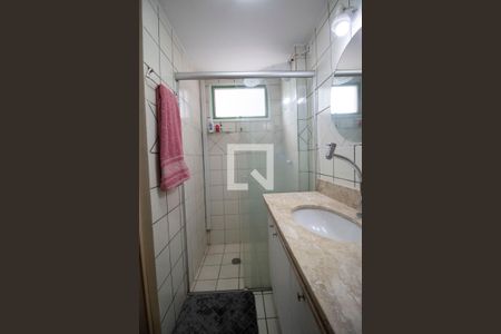 Apartamento à venda com 104m², 3 quartos e 1 vaga Apartamento à venda com 104m², 3 quartos e 1 vagaBanheiro da suíte