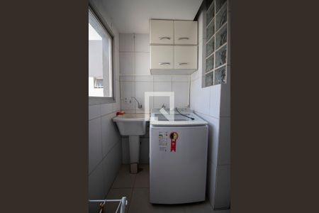 Área de serviço de apartamento à venda com 3 quartos, 104m² em Setor Aeroporto, Goiânia