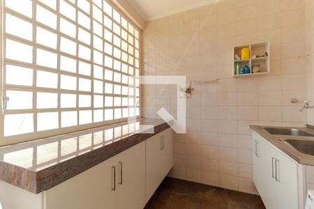 Casa à venda com 327m², 4 quartos e 3 vagasÁrea de Serviço