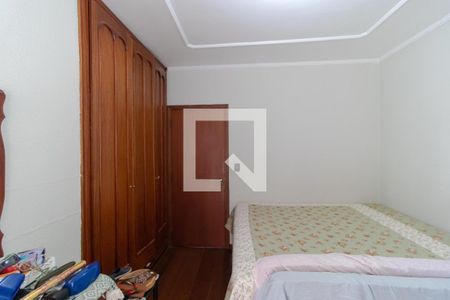 Casa à venda com 327m², 4 quartos e 3 vagasQuarto 02