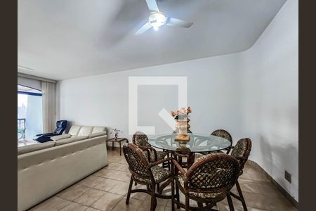 Sala de apartamento para alugar com 3 quartos, 135m² em Barra Funda, Guarujá