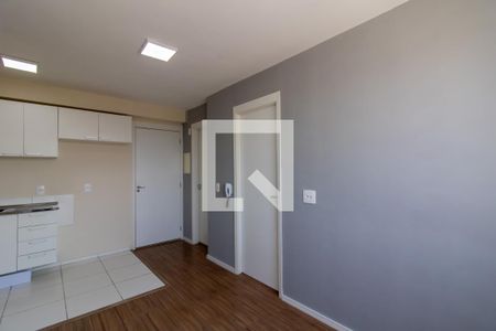 Sala de apartamento para alugar com 2 quartos, 36m² em Vila das Bandeiras, Guarulhos