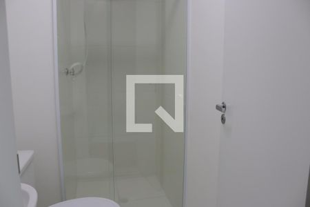 Banheiro de apartamento à venda com 2 quartos, 36m² em Vila das Bandeiras, Guarulhos