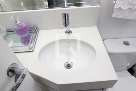 Casa à venda com 145m², 4 quartos e 2 vagasBanheiro da Suíte 2