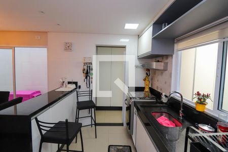 Casa à venda com 145m², 4 quartos e 2 vagasCozinha