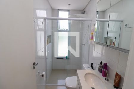 Casa à venda com 145m², 4 quartos e 2 vagasBanheiro da Suíte