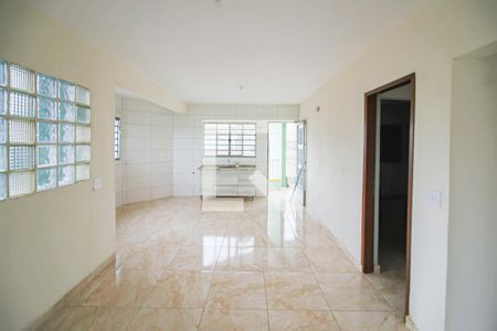 Casa para alugar com 80m², 2 quartos e 1 vagaSala / Cozinha