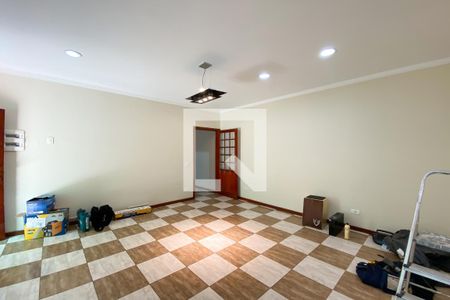 Casa à venda com 293m², 3 quartos e 6 vagas Casa à venda com 293m², 3 quartos e 6 vagasCozinha
