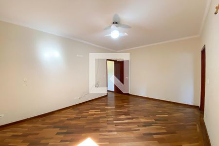 Casa à venda com 293m², 3 quartos e 6 vagas Casa à venda com 293m², 3 quartos e 6 vagasSuíte 2