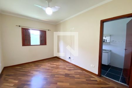 Casa à venda com 293m², 3 quartos e 6 vagas Casa à venda com 293m², 3 quartos e 6 vagasSuíte