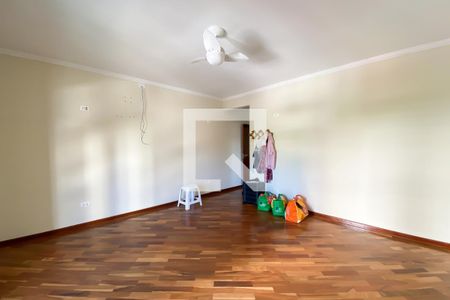 Casa à venda com 293m², 3 quartos e 6 vagas Casa à venda com 293m², 3 quartos e 6 vagasQuarto 1