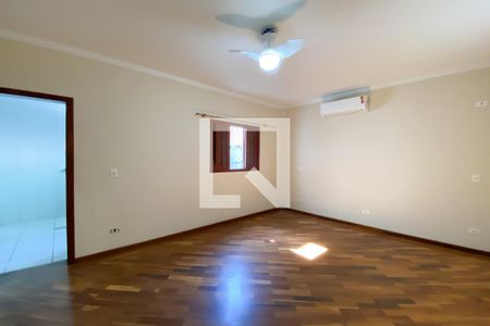 Casa à venda com 293m², 3 quartos e 6 vagas Casa à venda com 293m², 3 quartos e 6 vagasSuíte 2
