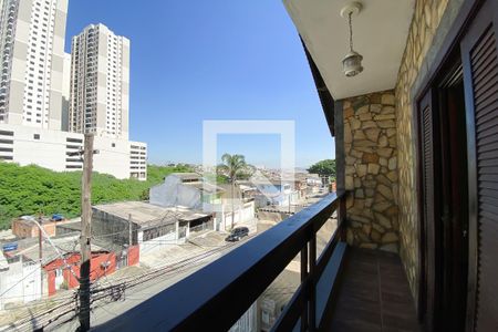 Casa à venda com 293m², 3 quartos e 6 vagas Casa à venda com 293m², 3 quartos e 6 vagasVaranda do Quarto 1