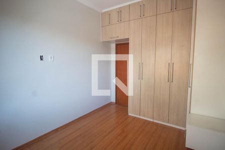 Quarto 1 de apartamento para alugar com 2 quartos, 75m² em Ramos, Rio de Janeiro