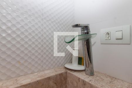 Apartamento para alugar com 320m², 3 quartos e 1 vagaBanheiro 2 - Lavabo