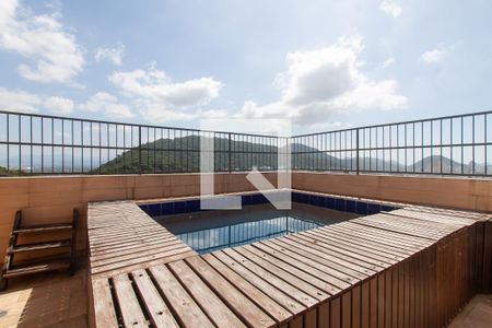 Apartamento para alugar com 320m², 3 quartos e 1 vagaPiscina