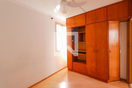 Quarto 2 de apartamento para alugar com 2 quartos, 48m² em Parque Peruche, São Paulo