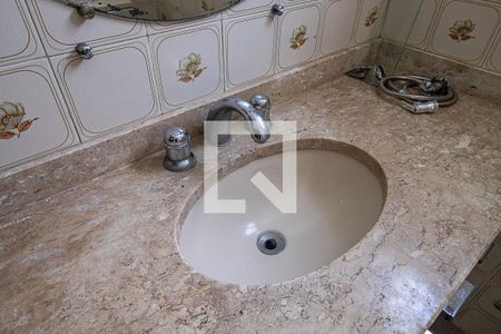 Apartamento para alugar com 105m², 3 quartos e 2 vagasSuíte - Banheiro