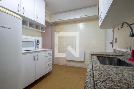 Apartamento para alugar com 105m², 3 quartos e 2 vagasCozinha