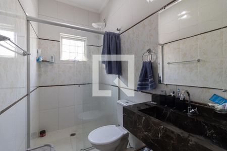 Casa à venda com 130m², 3 quartos e 2 vagasBanheiro da Suíte