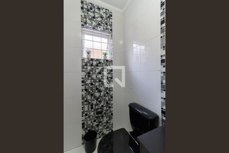 Casa à venda com 130m², 3 quartos e 2 vagasLavabo