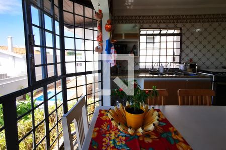 Casa de condomínio à venda com 400m², 4 quartos e 3 vagasCozinha