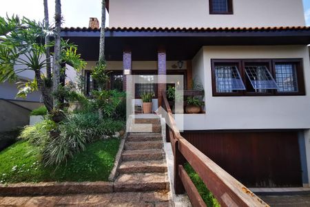 Casa de condomínio à venda com 400m², 4 quartos e 3 vagasFachada