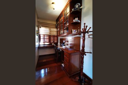 Casa de condomínio à venda com 400m², 4 quartos e 3 vagasSuíte 2