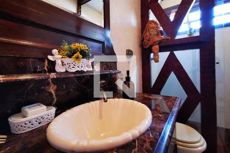 Casa de condomínio à venda com 400m², 4 quartos e 3 vagasBanheiro