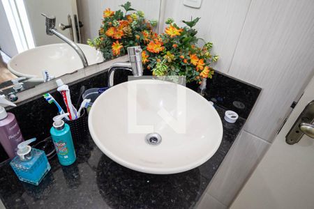 Casa de condomínio à venda com 75m², 3 quartos e 1 vagaBanheiro social 