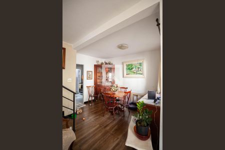 Sala  de casa de condomínio à venda com 3 quartos, 75m² em Itapoã, Belo Horizonte