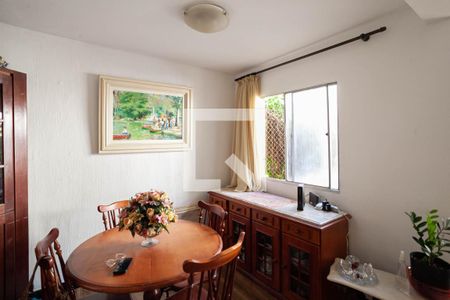 Sala  de casa de condomínio à venda com 3 quartos, 75m² em Itapoã, Belo Horizonte