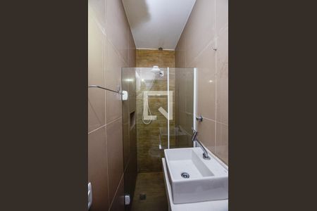 Casa à venda com 250m², 4 quartos e 4 vagas Casa à venda com 250m², 4 quartos e 4 vagasBanheiro