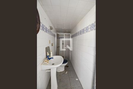 Casa à venda com 250m², 4 quartos e 4 vagas Casa à venda com 250m², 4 quartos e 4 vagasBanheiro