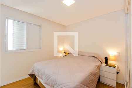 Apartamento à venda com 72m², 3 quartos e 2 vagasQuarto 2 - Suíte