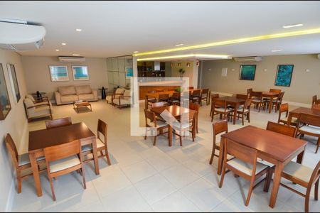 Apartamento à venda com 72m², 3 quartos e 2 vagasÁrea comum - Salão de festas