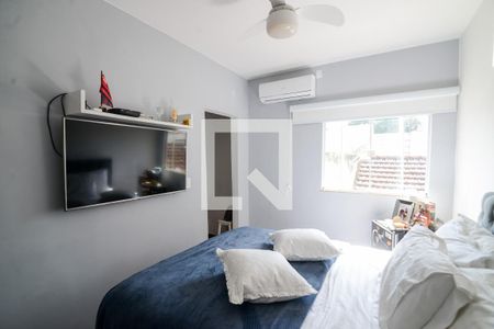 Casa à venda com 200m², 4 quartos e 2 vagas Casa à venda com 200m², 4 quartos e 2 vagasSuíte