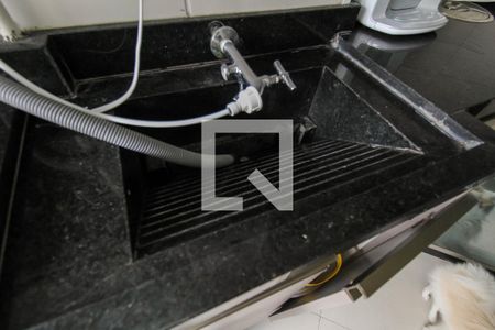 Apartamento à venda com 65m², 2 quartos e 1 vagaÁrea de Serviço